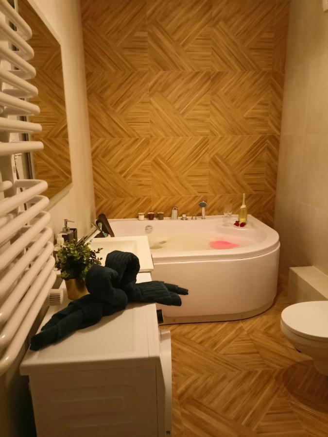 Z Jacuzzi I Sauna Radom